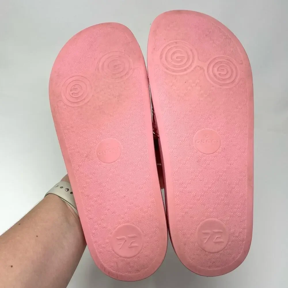 Gucci Interlocking GG Logo Rubber Pool Slides Slip On Flat Sandals Pink EU 40